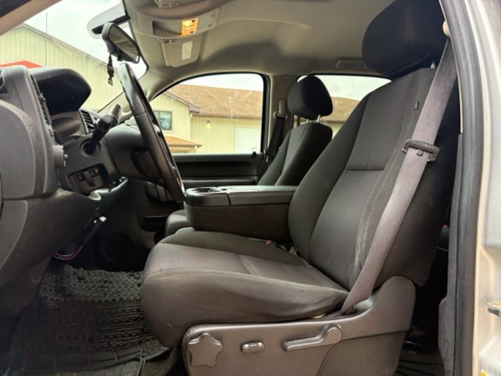Used 2011 Chevrolet Silverado 1500 LT 4x4 Truck
