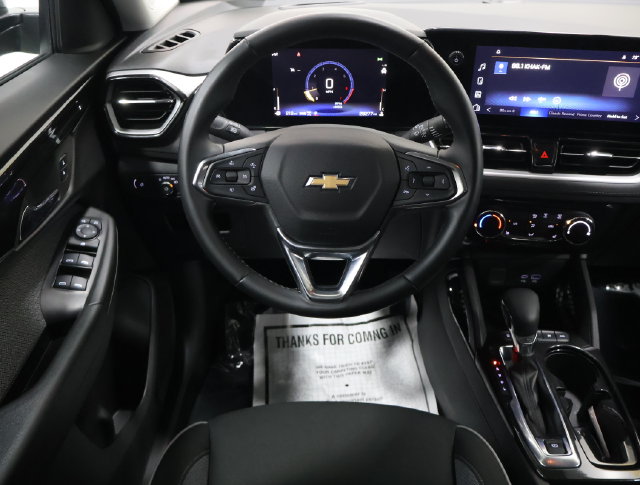 Used 2025 Chevrolet Trailblazer LT AWD SUV