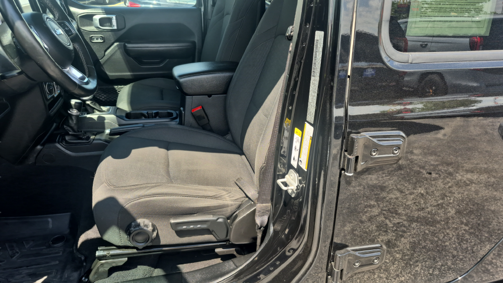 Used 2020 Jeep Gladiator Sport Truck