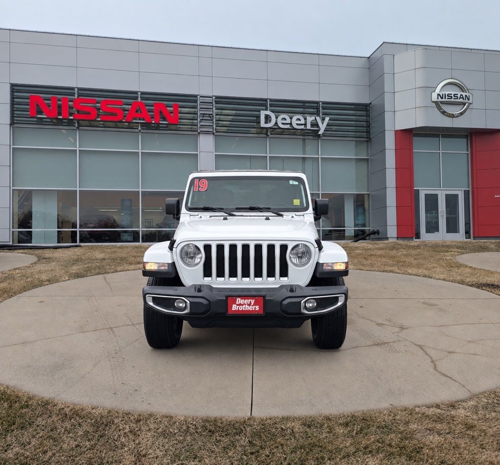 Used 2019 Jeep Wrangler Unlimited Sahara SUV