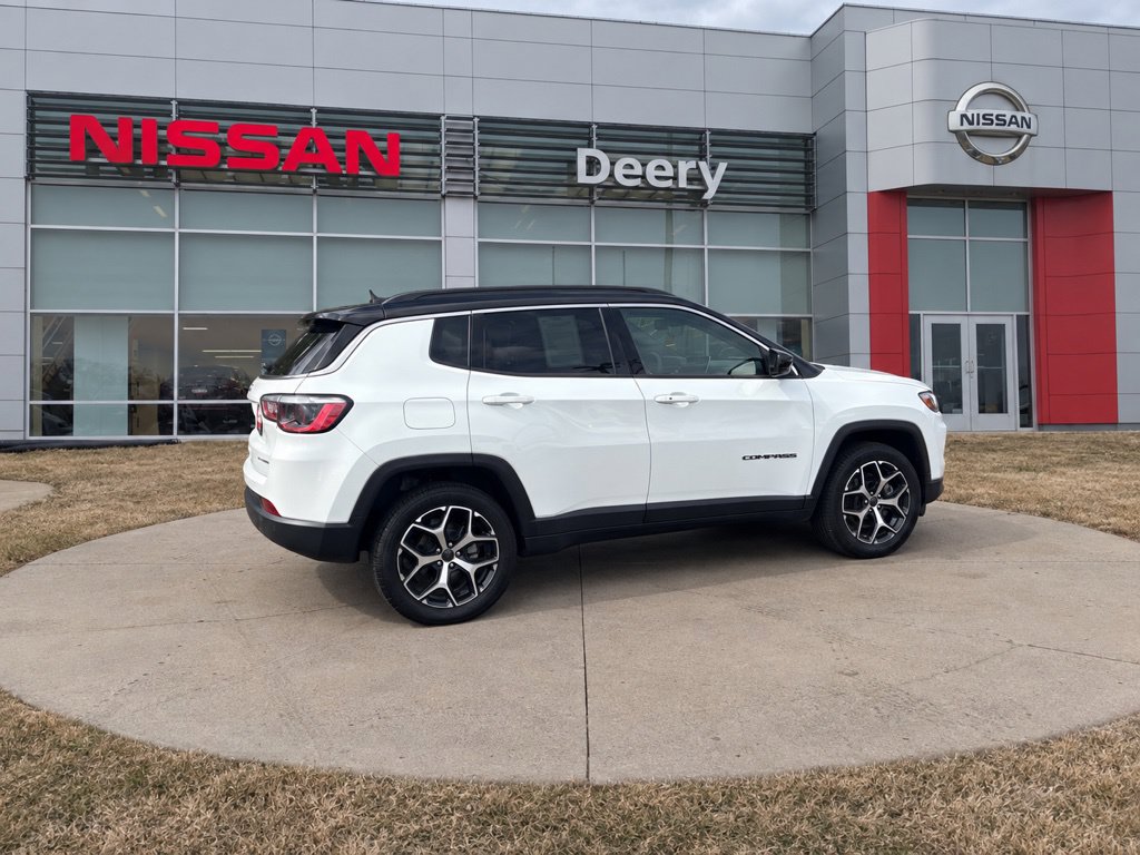 2025 Jeep Compass Limited - Photo 15