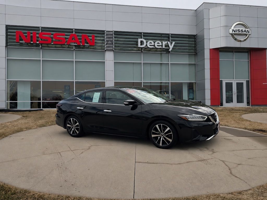 2023 Nissan Maxima