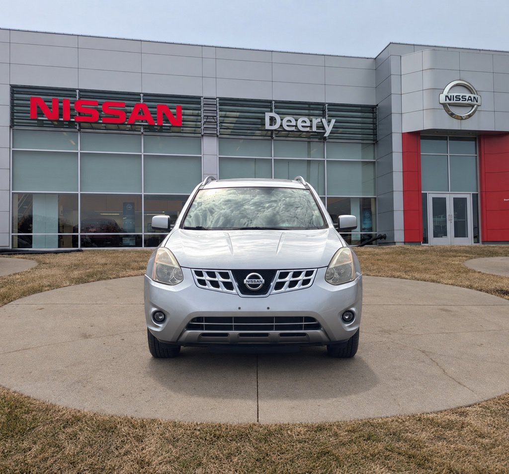 Used 2013 Nissan Rogue SV with VIN JN8AS5MV1DW610742 for sale in Dubuque, IA