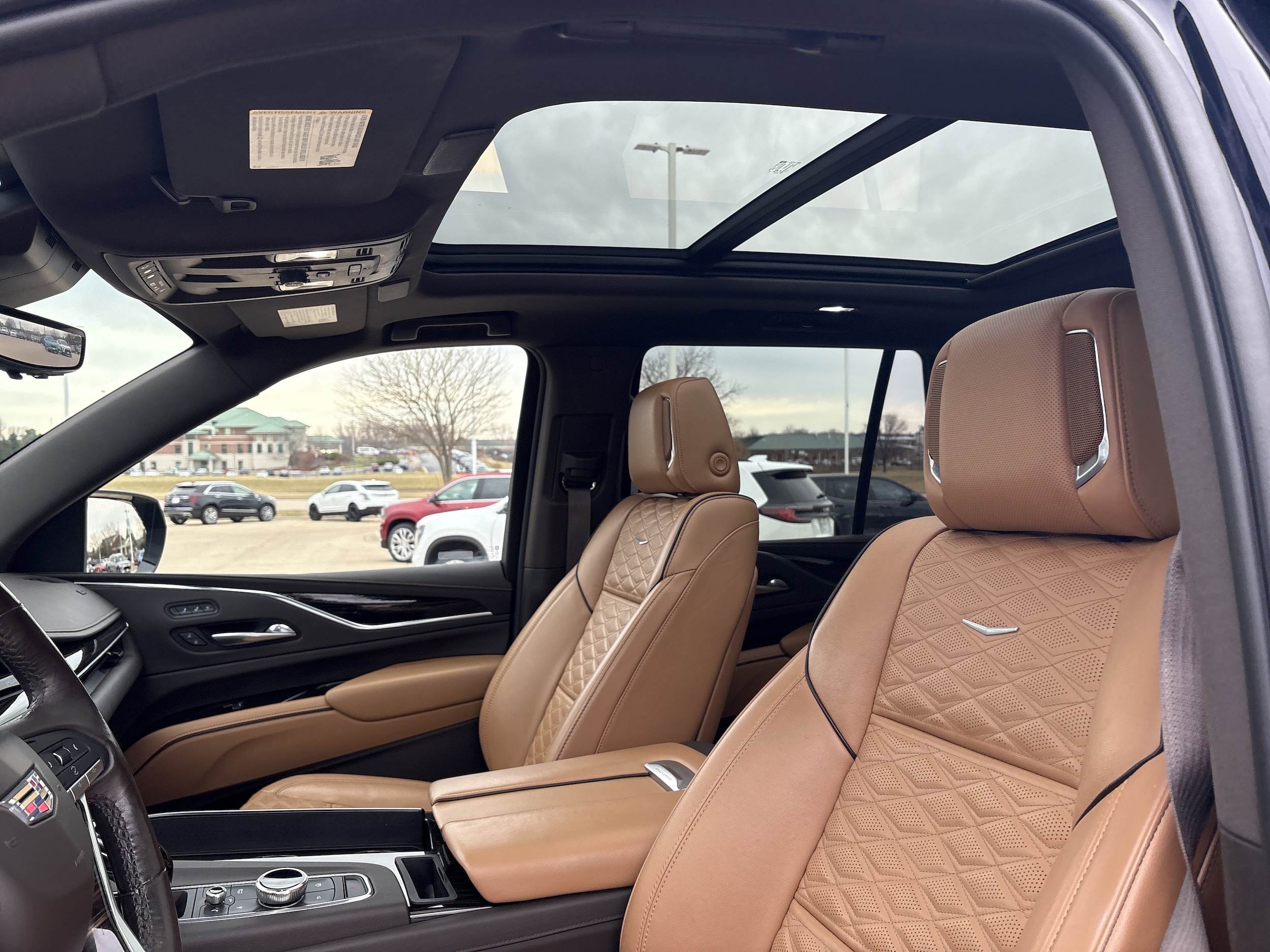 2021 Cadillac Escalade Sport - Photo 13