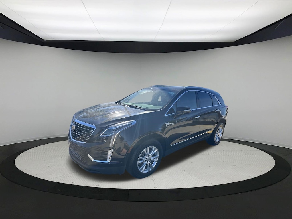 New 2026 CADILLAC XT5 Luxury SUV