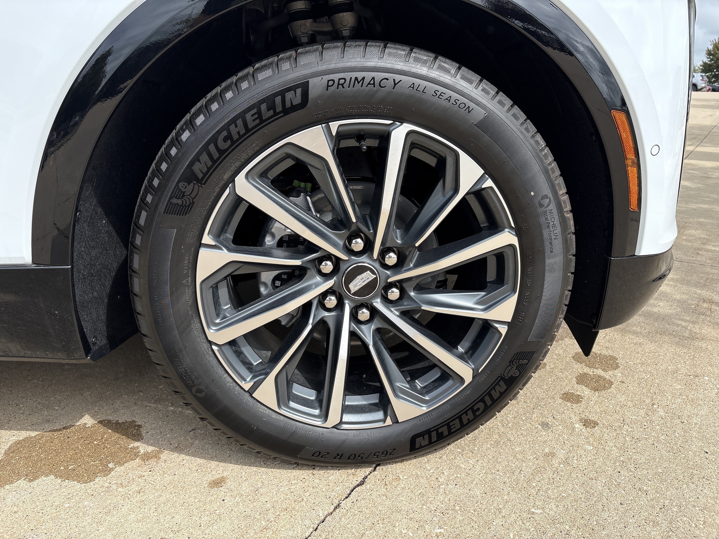 2027 Cadillac LYRIQ Sport - Photo 10