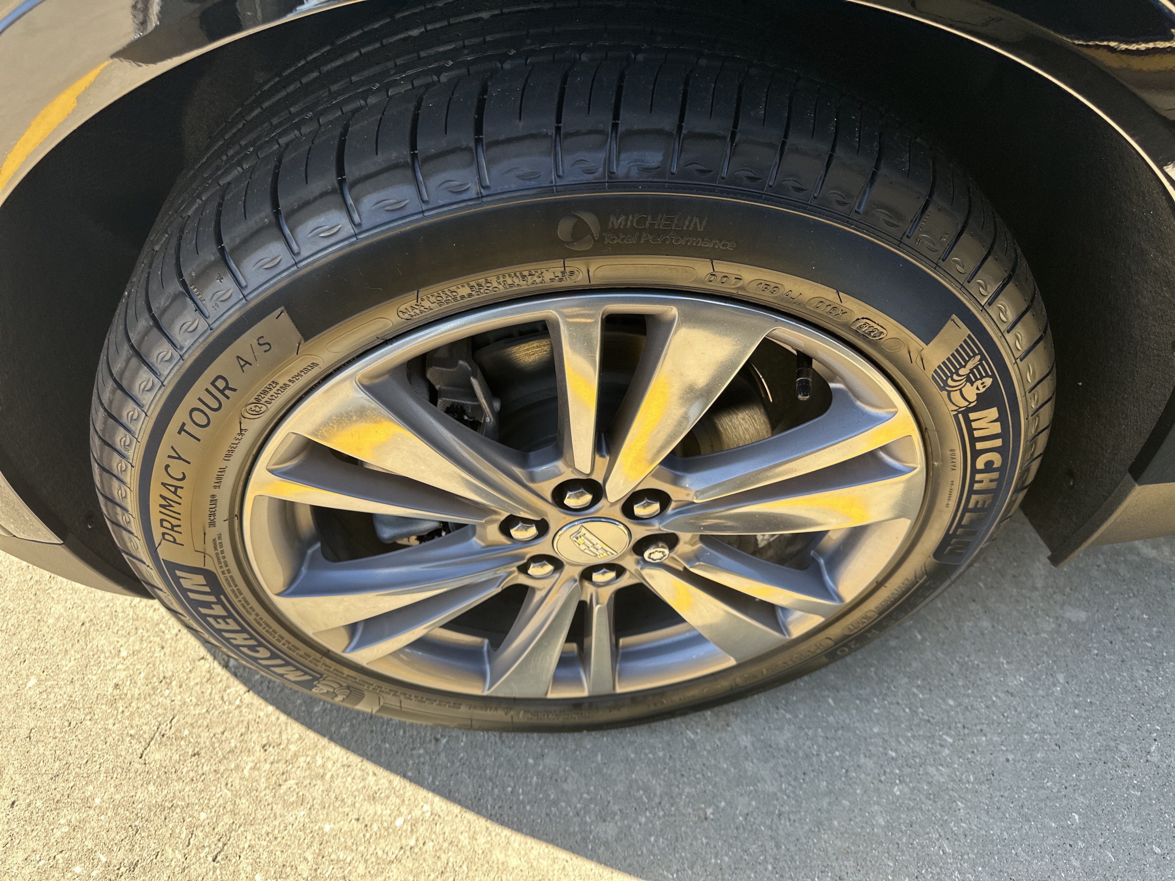 New 2026 CADILLAC XT5 Premium Luxury SUV