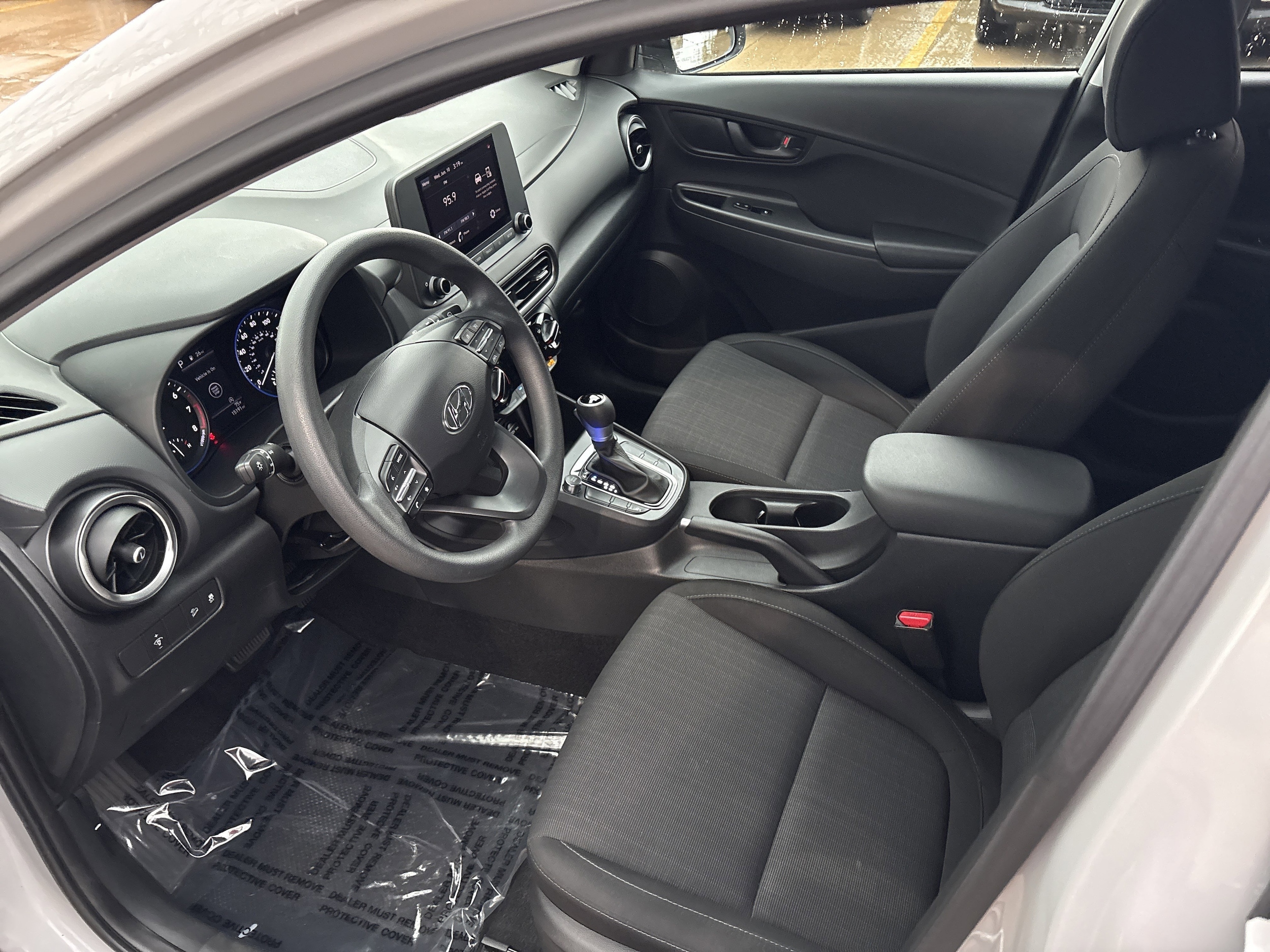 2023 Hyundai Kona SEL - Photo 7