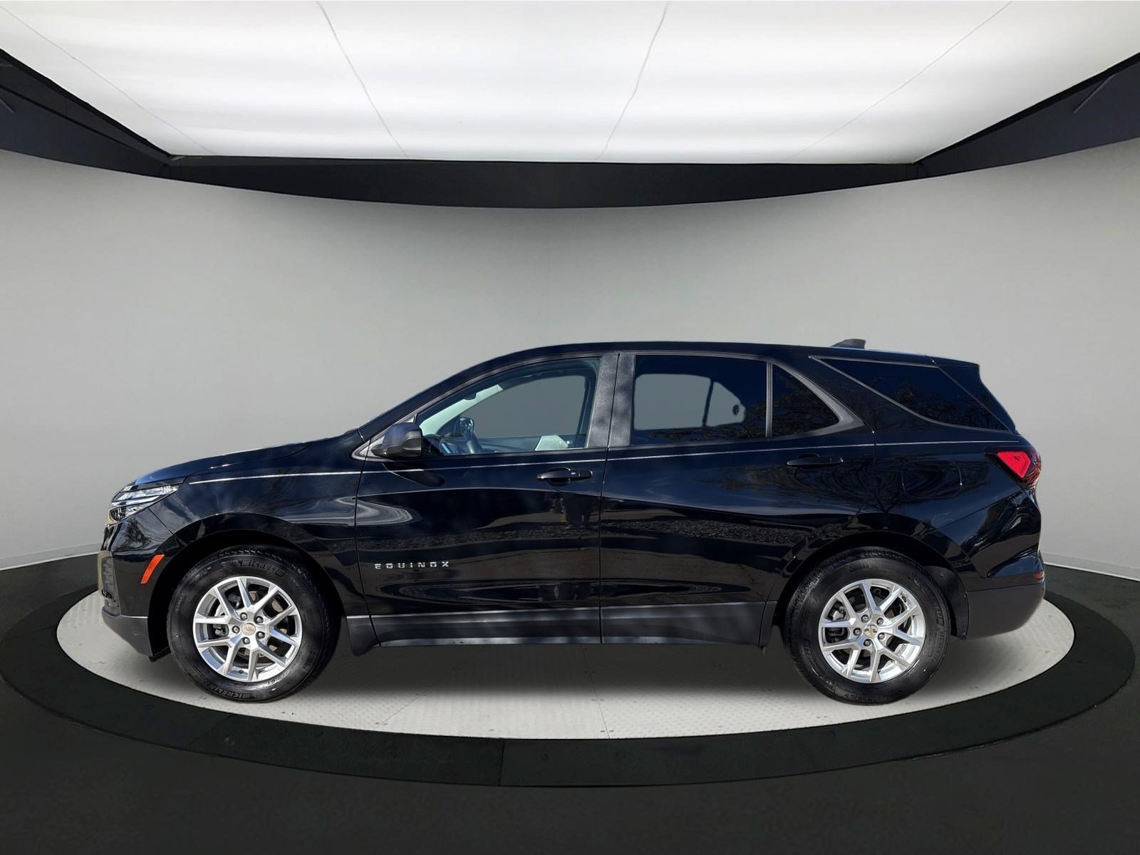 Used 2024 Chevrolet Equinox LS SUV