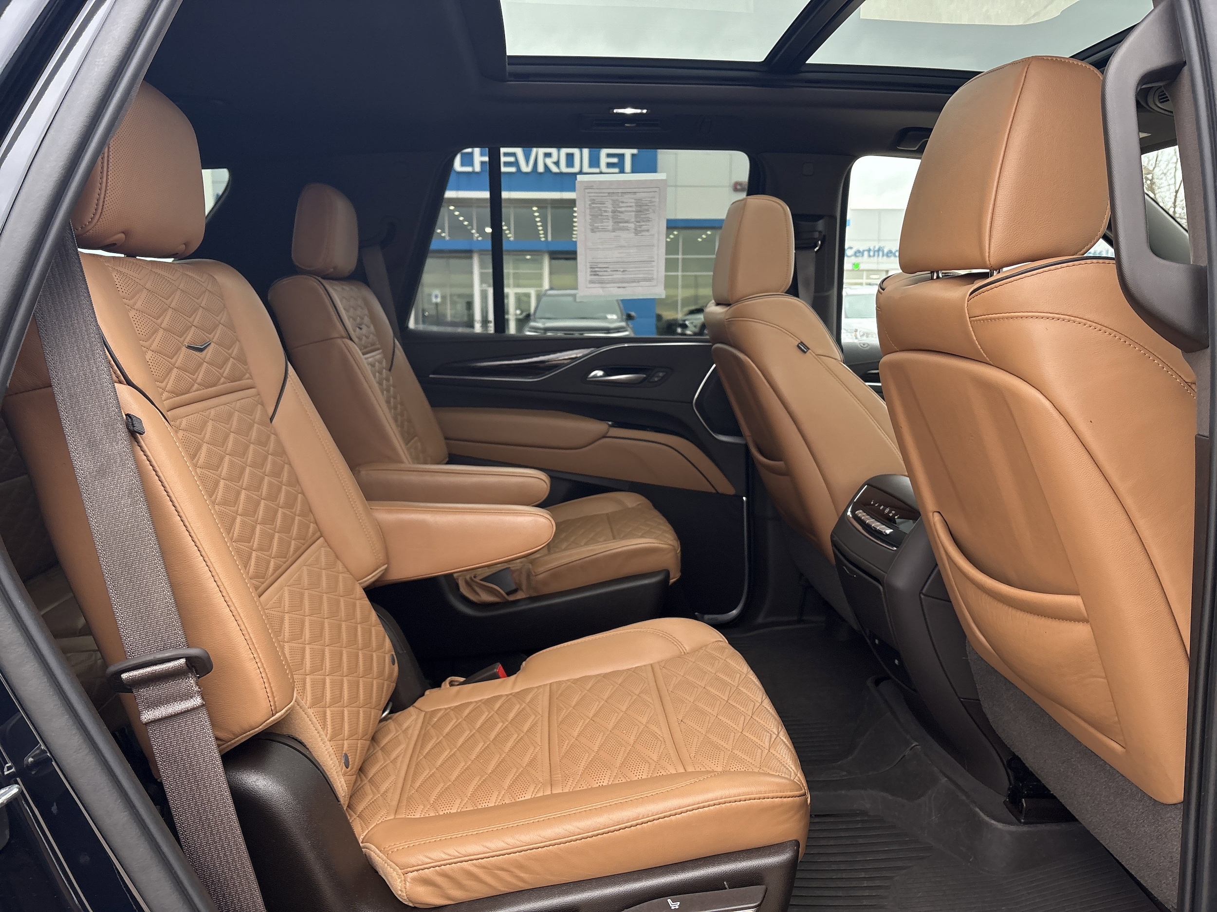 2021 Cadillac Escalade Sport - Photo 22