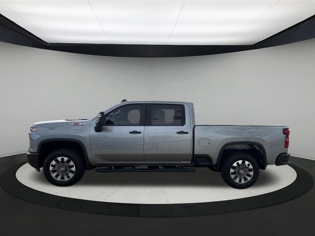 Used 2024 Chevrolet Silverado 2500 HD Custom Truck