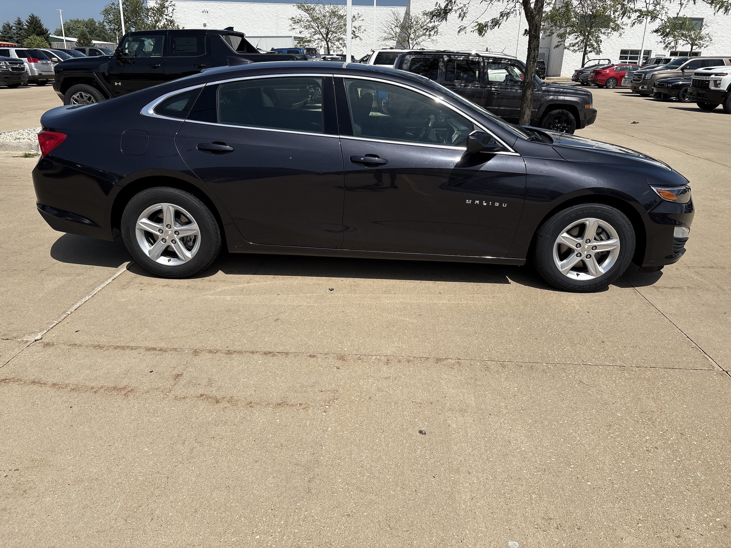 2023 Chevrolet Malibu 1LT - Photo 8