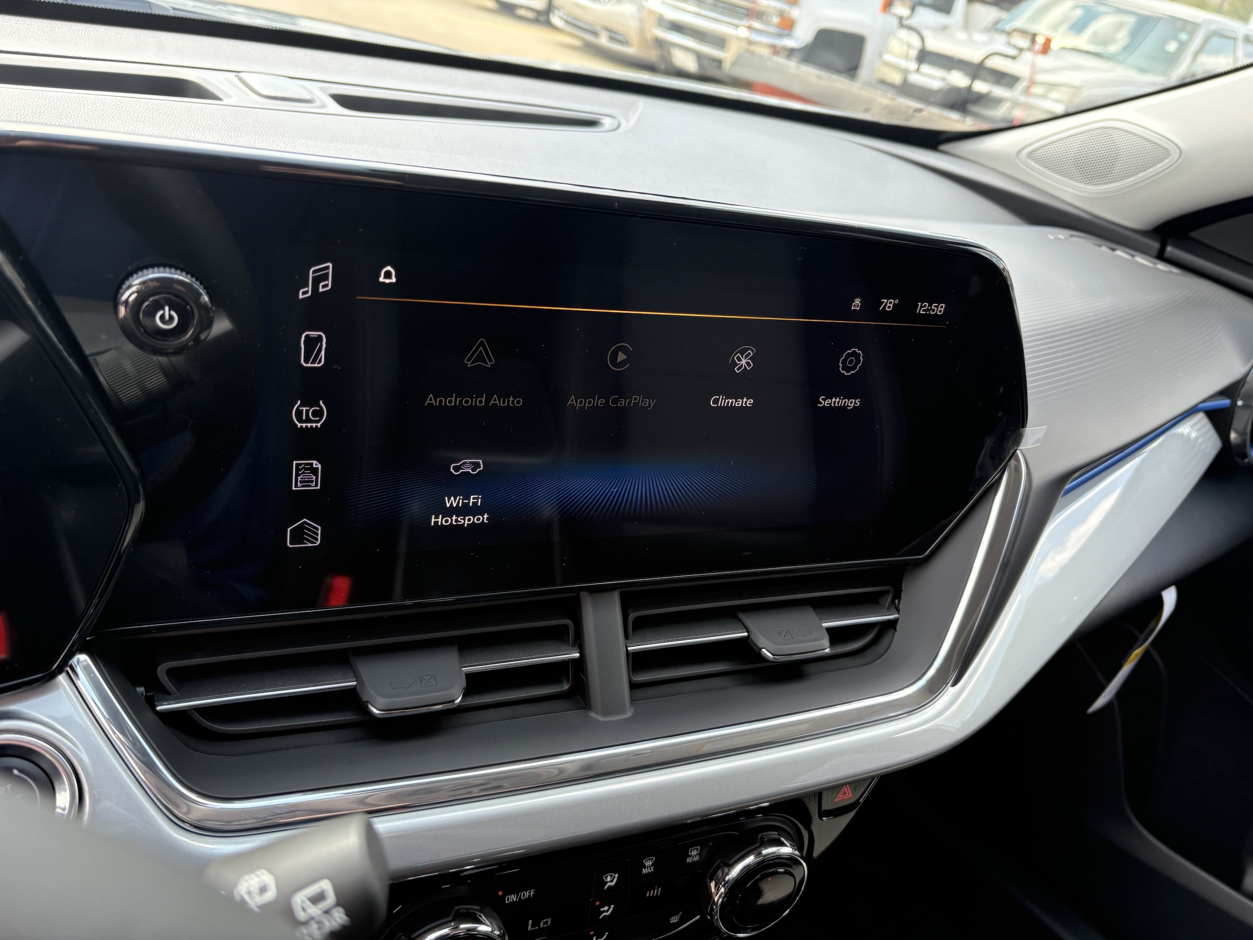 2026 Chevrolet Trax LT - Photo 21