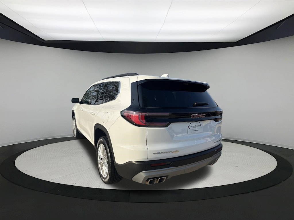 Used 2026 GMC Acadia Elevation SUV