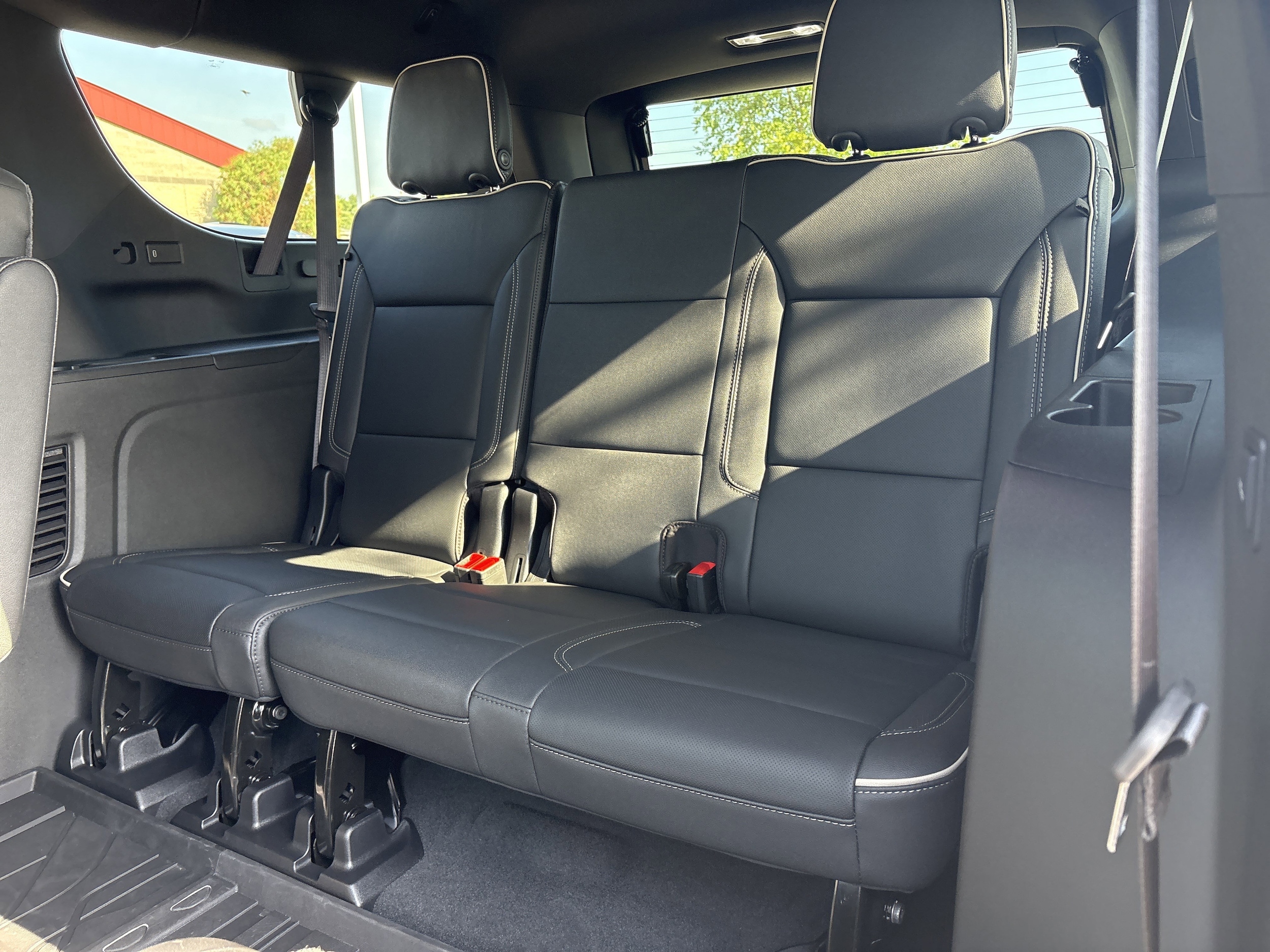 2026 Chevrolet Suburban Premier - Photo 14