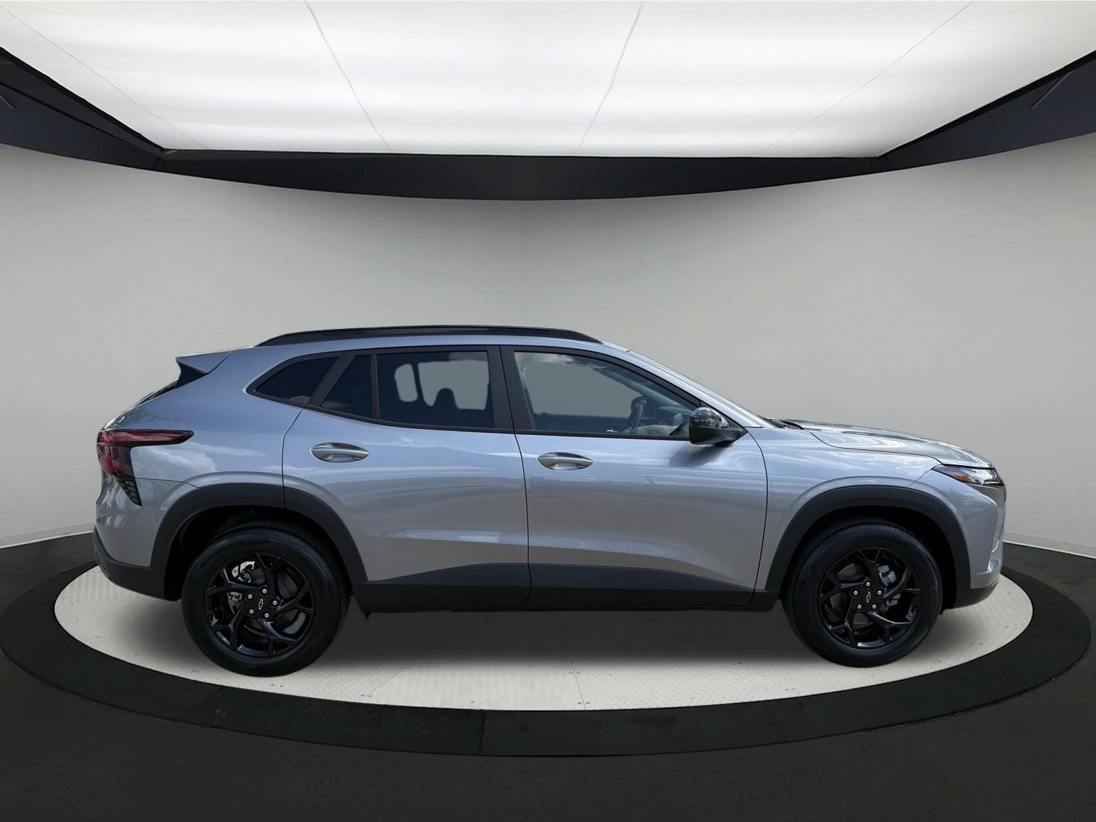 2026 Chevrolet Trax LT - Photo 6