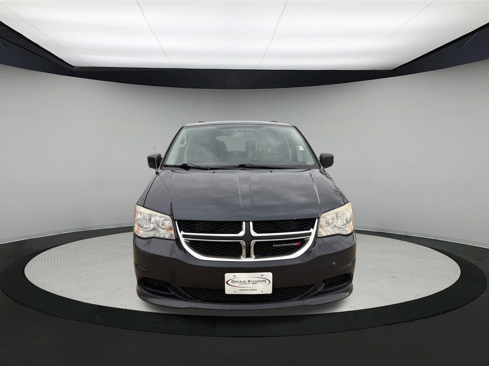 Used 2014 Dodge Grand Caravan SXT with VIN 2C4RDGCG6ER245279 for sale in Sycamore, IL