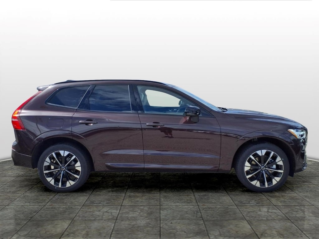 New 2026 Volvo XC60 B5 Plus SUV
