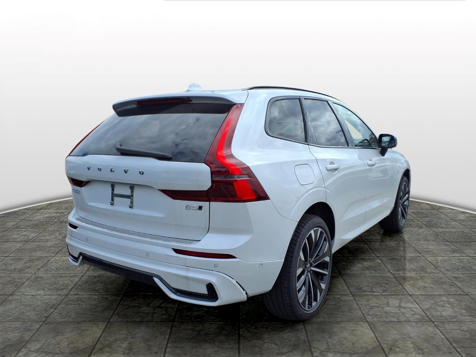 New 2026 Volvo XC60 B5 Ultra SUV