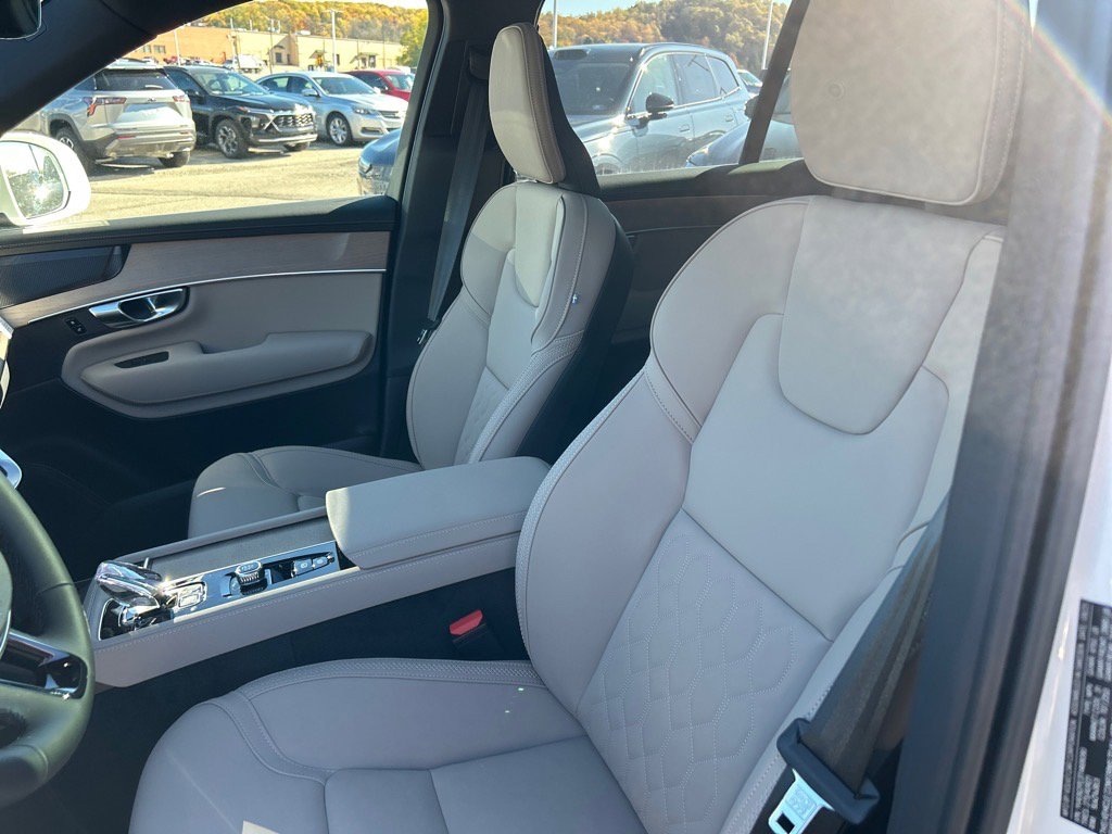 New 2026 Volvo XC90 B6 Plus 7-Seater SUV