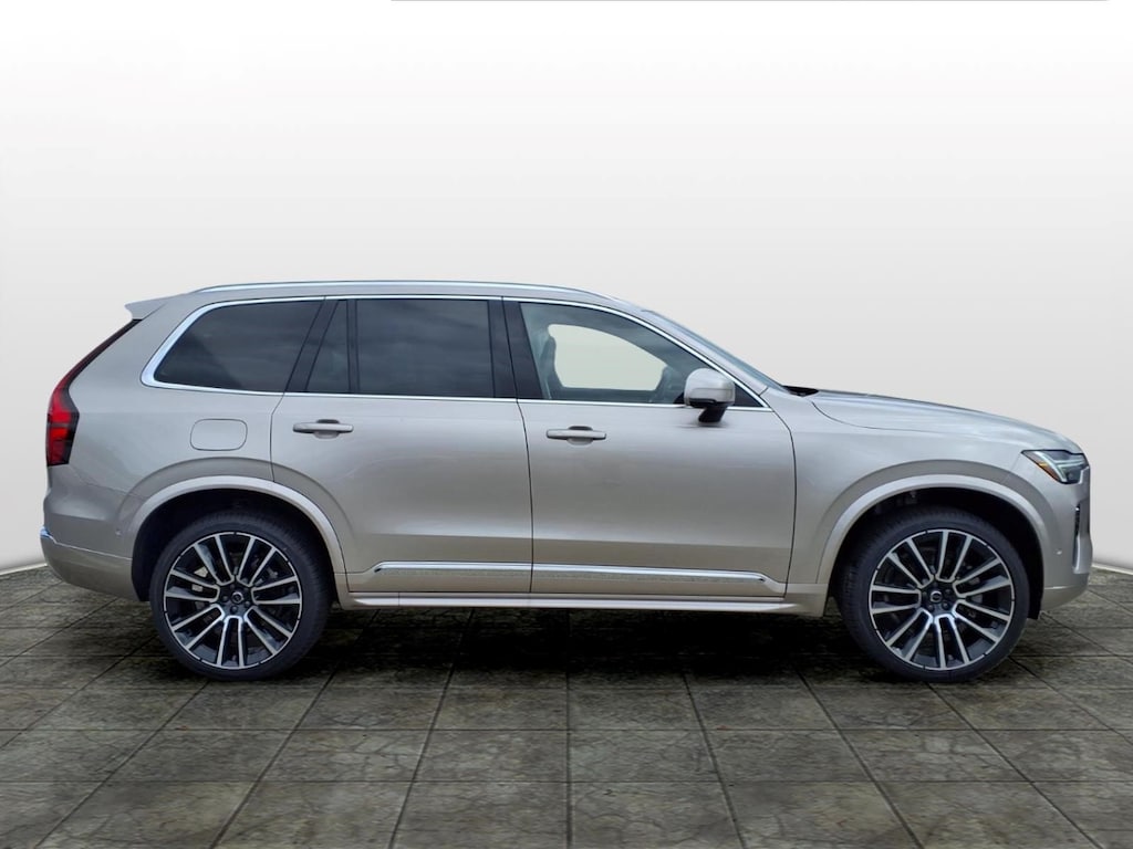 New 2026 Volvo XC90 B6 Plus 7-Seater SUV