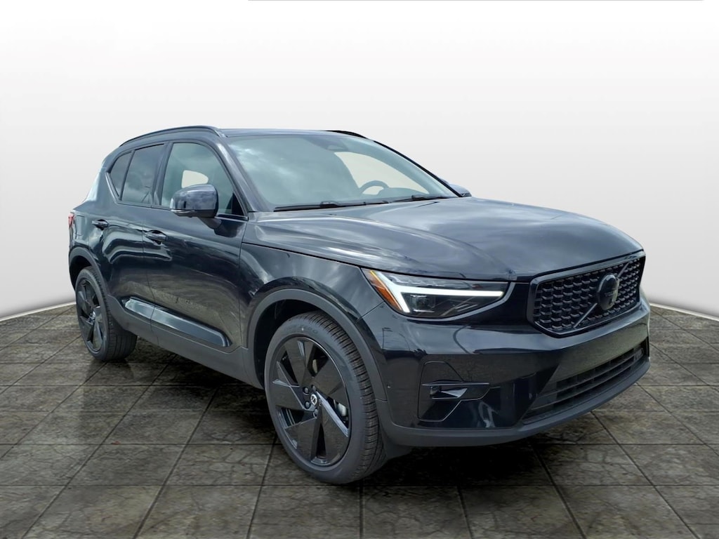New 2026 Volvo XC40 B5 Ultra Black Edition SUV