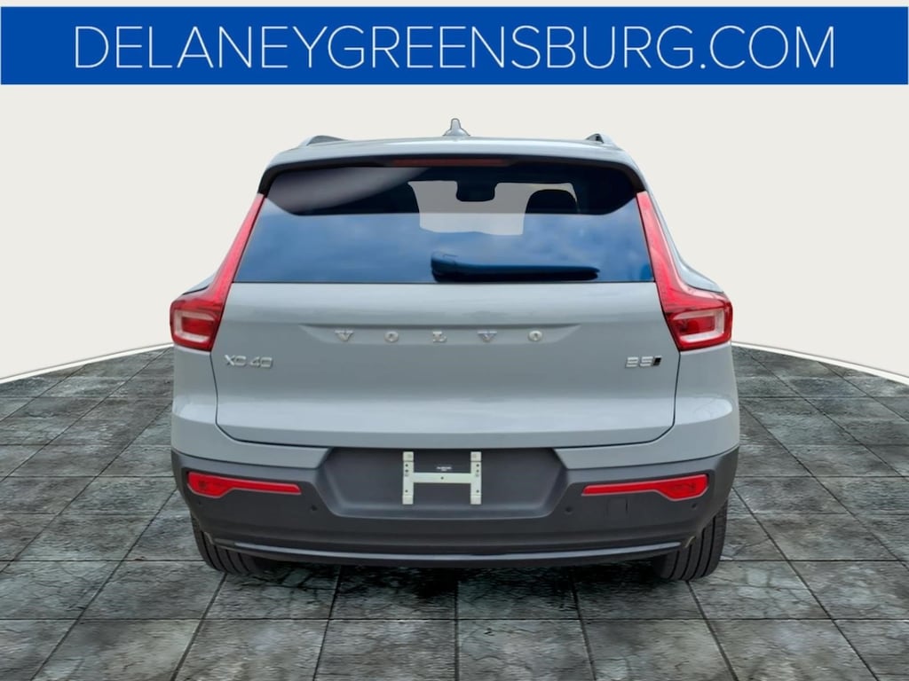 Used 2026 Volvo XC40 B5 Ultra SUV