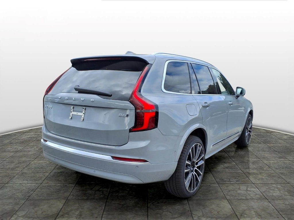 New 2026 Volvo XC90 B6 Plus 7-Seater SUV