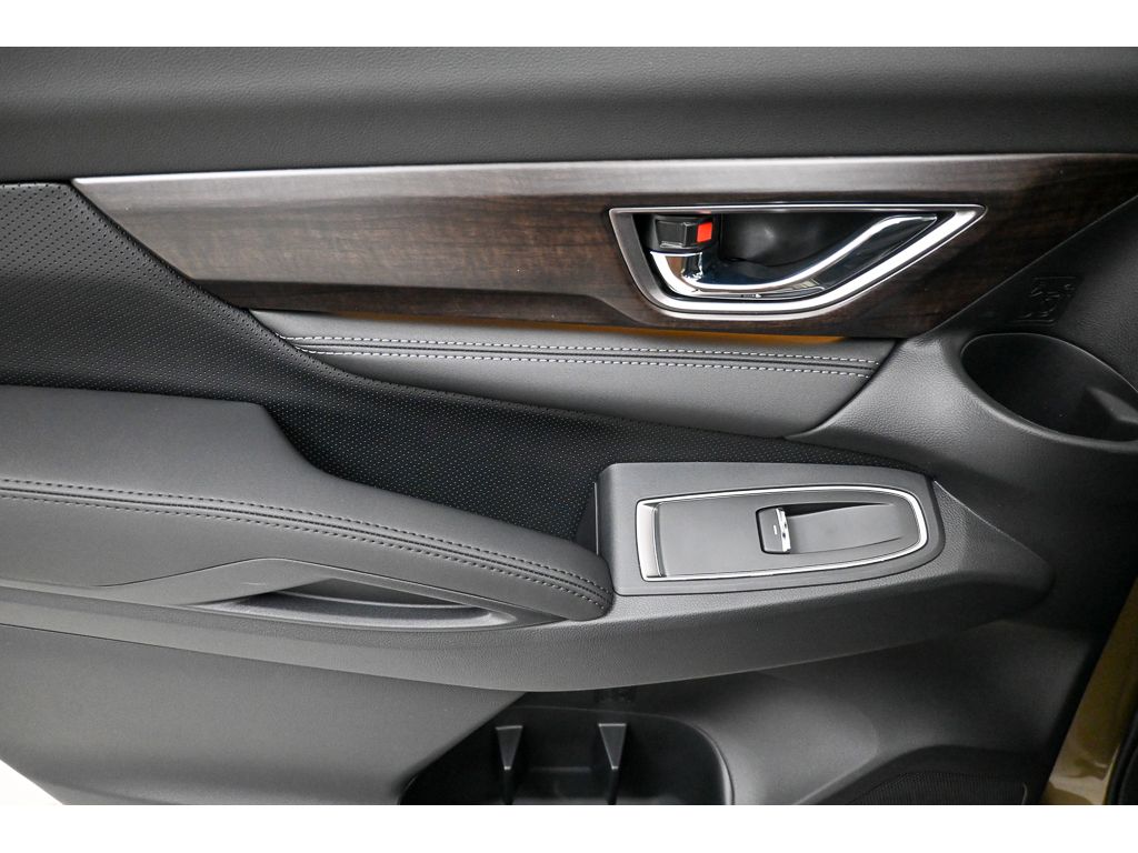 2026 Subaru Ascent Touring - Photo 10