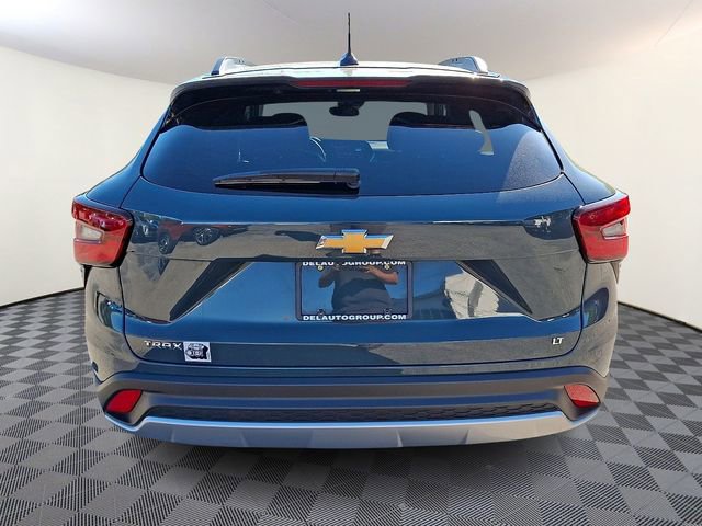 2025 Chevrolet Trax LT - Photo 5