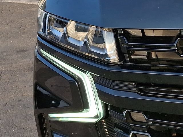 2023 Chevrolet Suburban Z71 - Photo 9