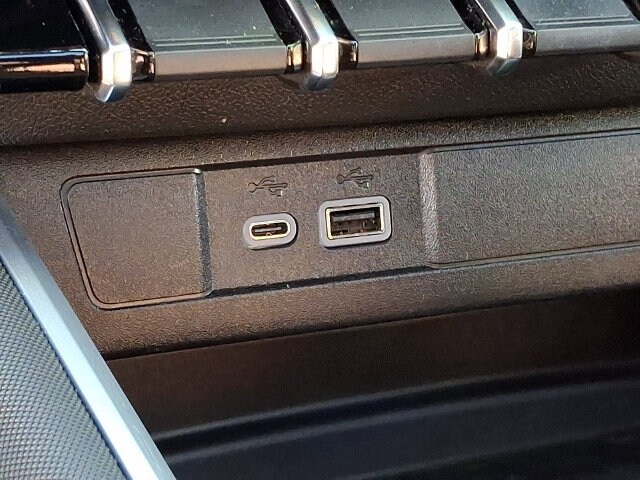 2026 Chevrolet Colorado Z71 - Photo 26