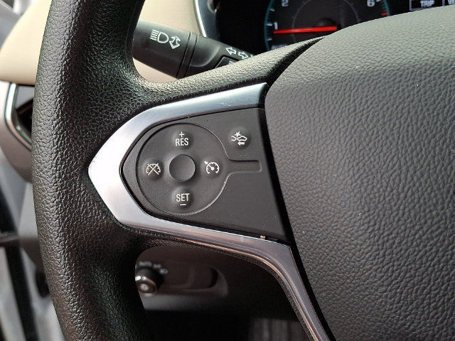 2023 Chevrolet Traverse LS - Photo 22