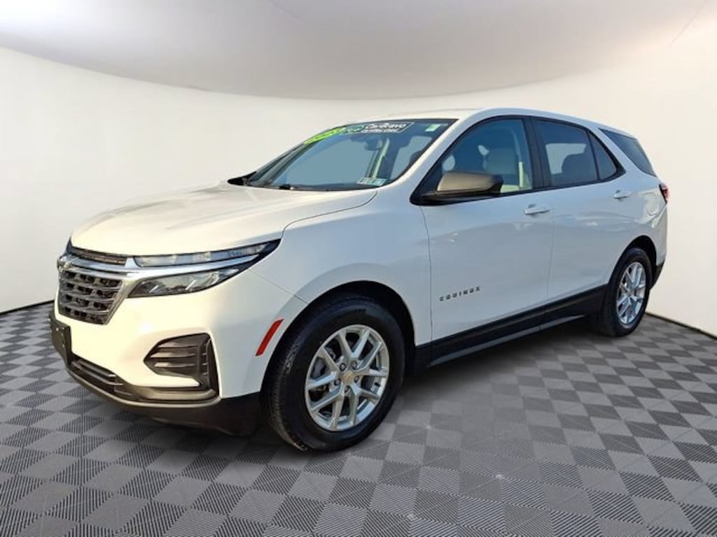 Used 2023 Chevrolet Equinox LS SUV