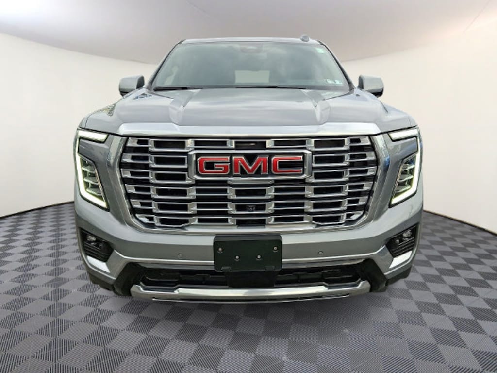 Used 2025 GMC Yukon XL Denali SUV
