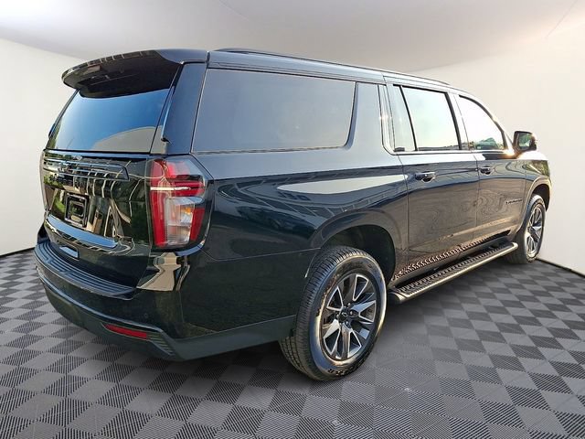 2023 Chevrolet Suburban Z71 - Photo 6