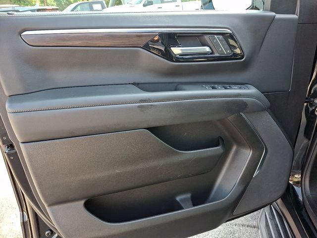 2025 Chevrolet Tahoe LT - Photo 13