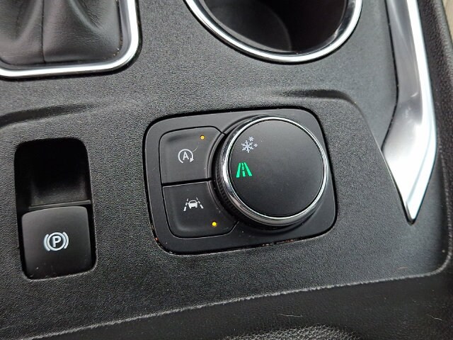 2023 Chevrolet Traverse LS - Photo 26