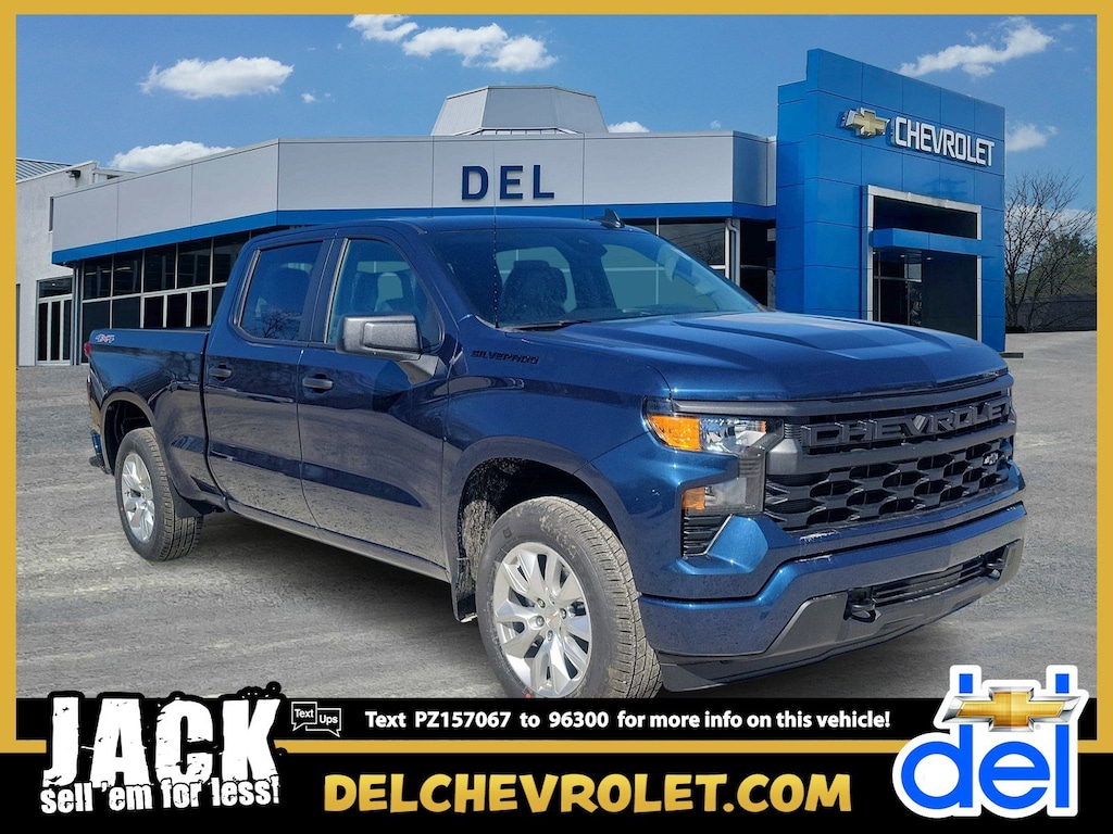 New 2023 Chevrolet Silverado 1500 Custom 4WD Crew Cab 157 Custom