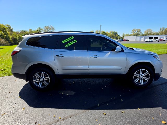 Used 2017 Chevrolet Traverse LT SUV