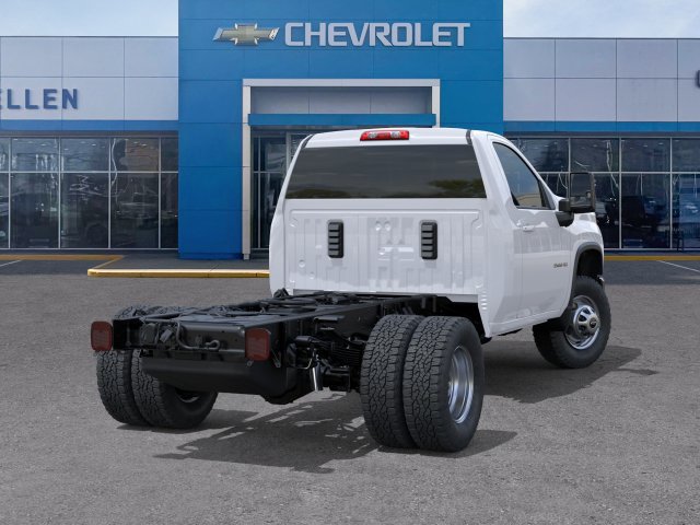 New 2026 Chevrolet Silverado 3500 HD Chassis Cab Work Truck Truck