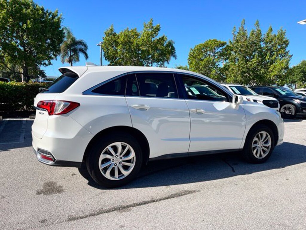 Used 2017 Acura RDX V6 with Technology Package SUV