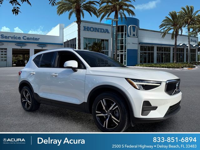 2023 Volvo XC40