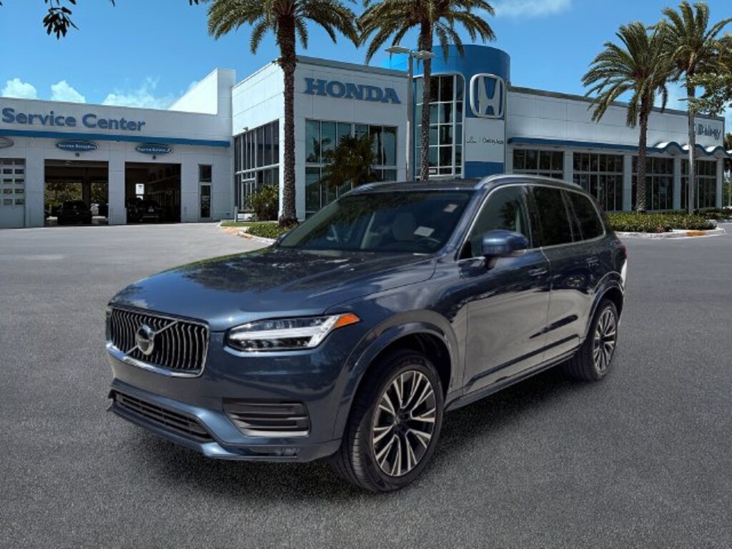 Used 2022 Volvo XC90 T5 Momentum SUV