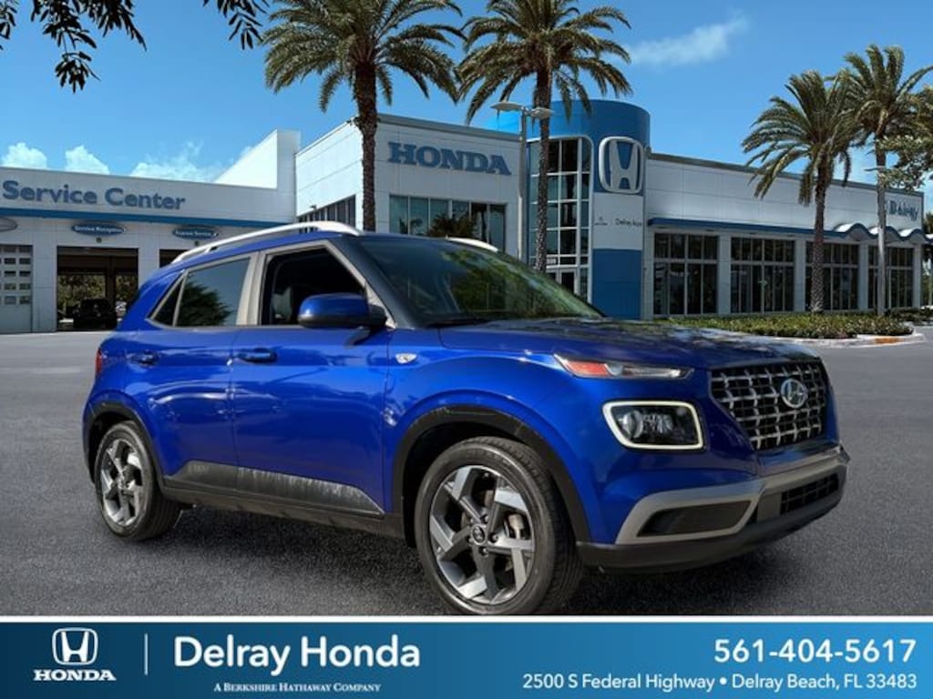 Used 2024 Hyundai Venue Limited SUV
