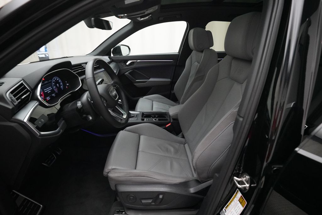 2019 Audi Q3 S Line Premium - Photo 6