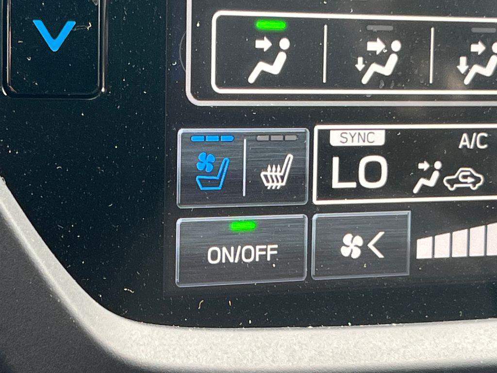 2026 Subaru Forester Touring - Photo 28