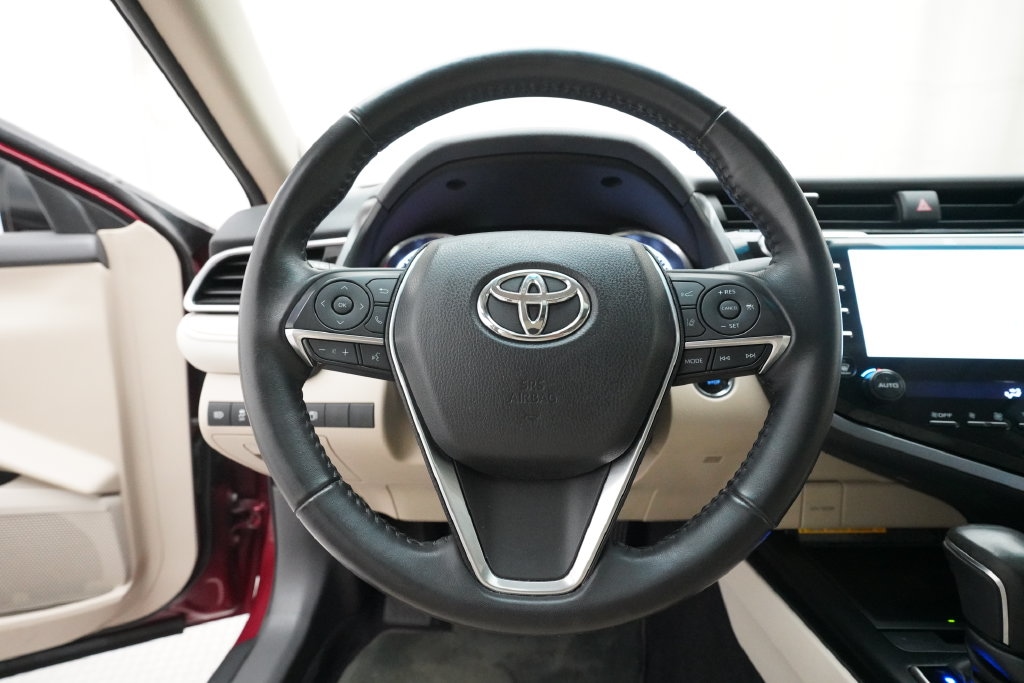 Used 2018 Toyota Camry XLE Sedan
