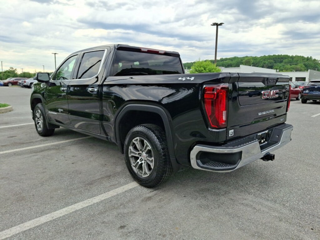 Used 2025 GMC Sierra 1500 SLT Truck Crew Cab