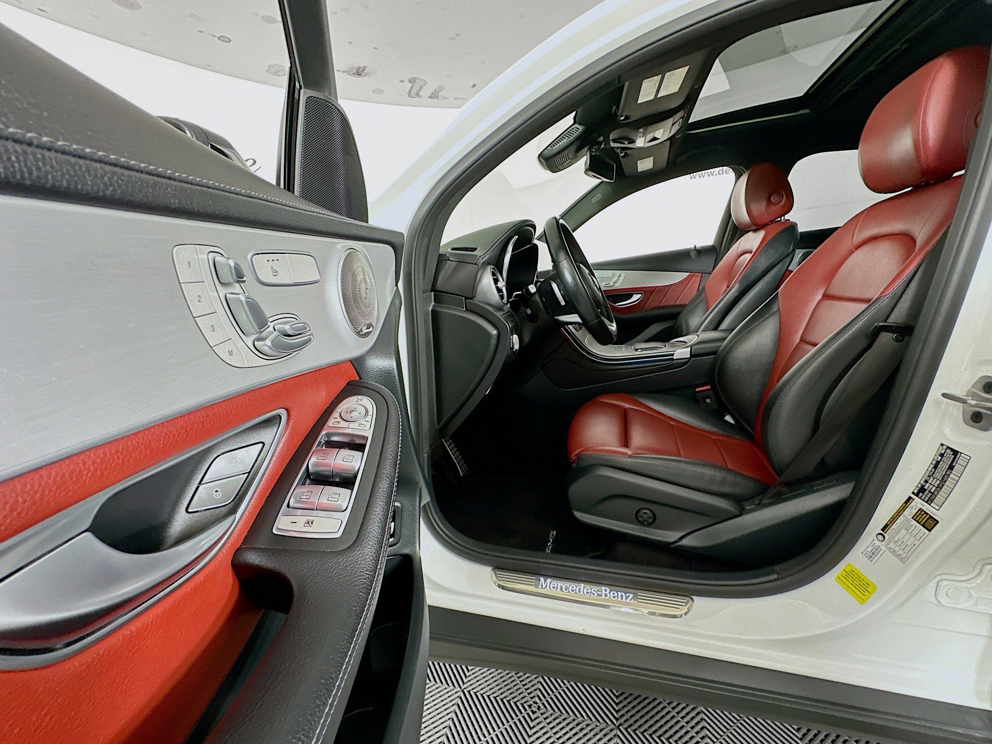 2023 Mercedes-Benz GLC Coupe GLC300 - Photo 21